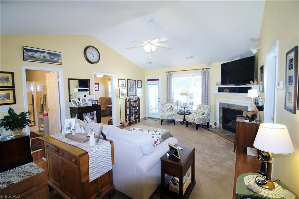 642 Ansley Way High Point, NC 27265 - Photo 5 of 25 Gallery Image 5
