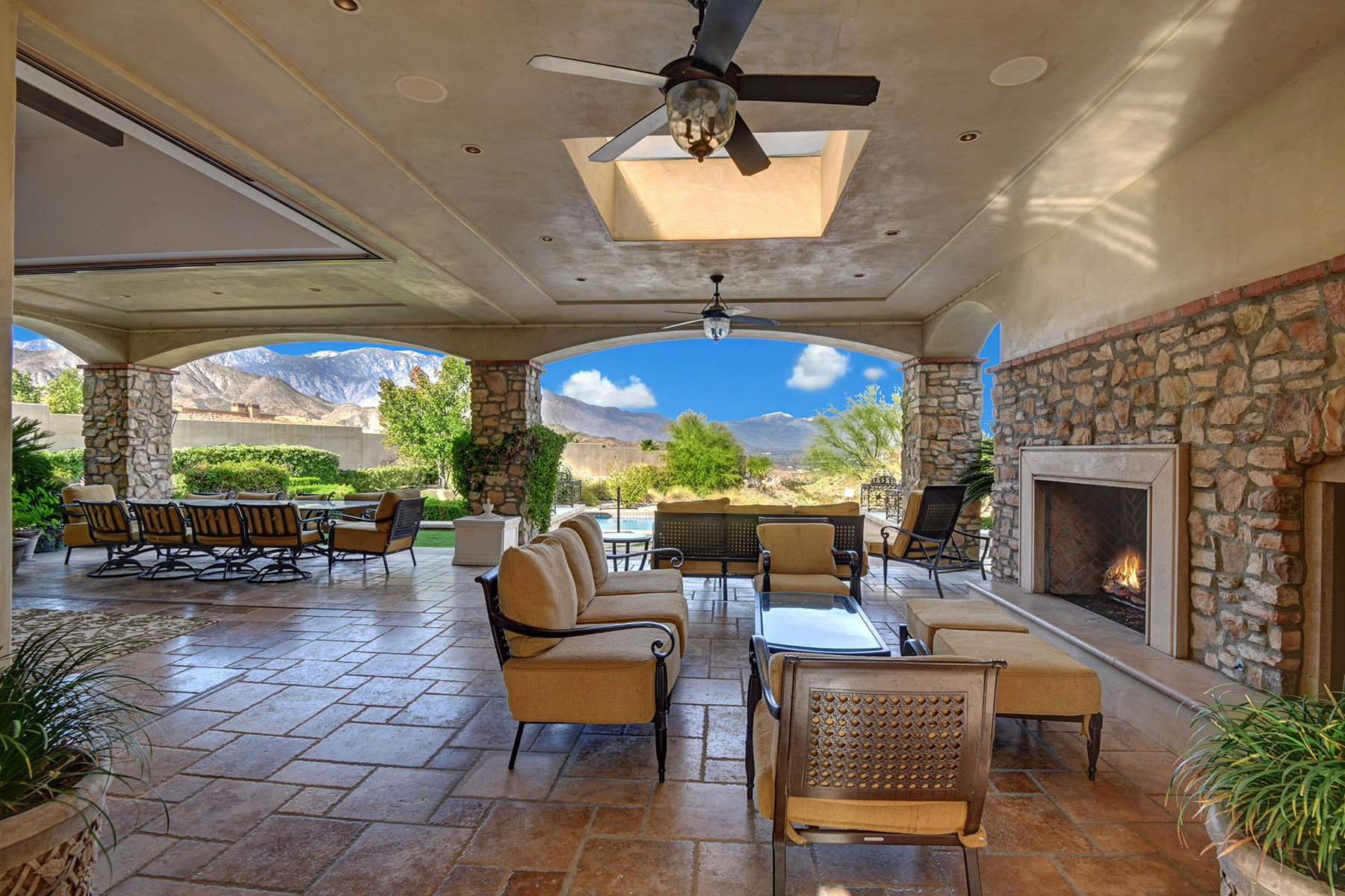 2 Mirada Circle Rancho Mirage, CA 92270 - Photo 5 of 34 COVERED OUTDOOR LIVING AREA TO WRAP AROU