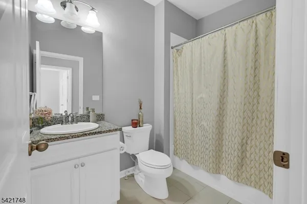 $5,500 | 122 Aspen Drive, Cedar Grove, NJ 07009