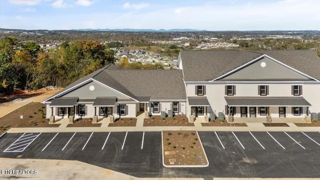 $579,982 | 4411 Legends Way, Unit F, Maryville, TN 37801