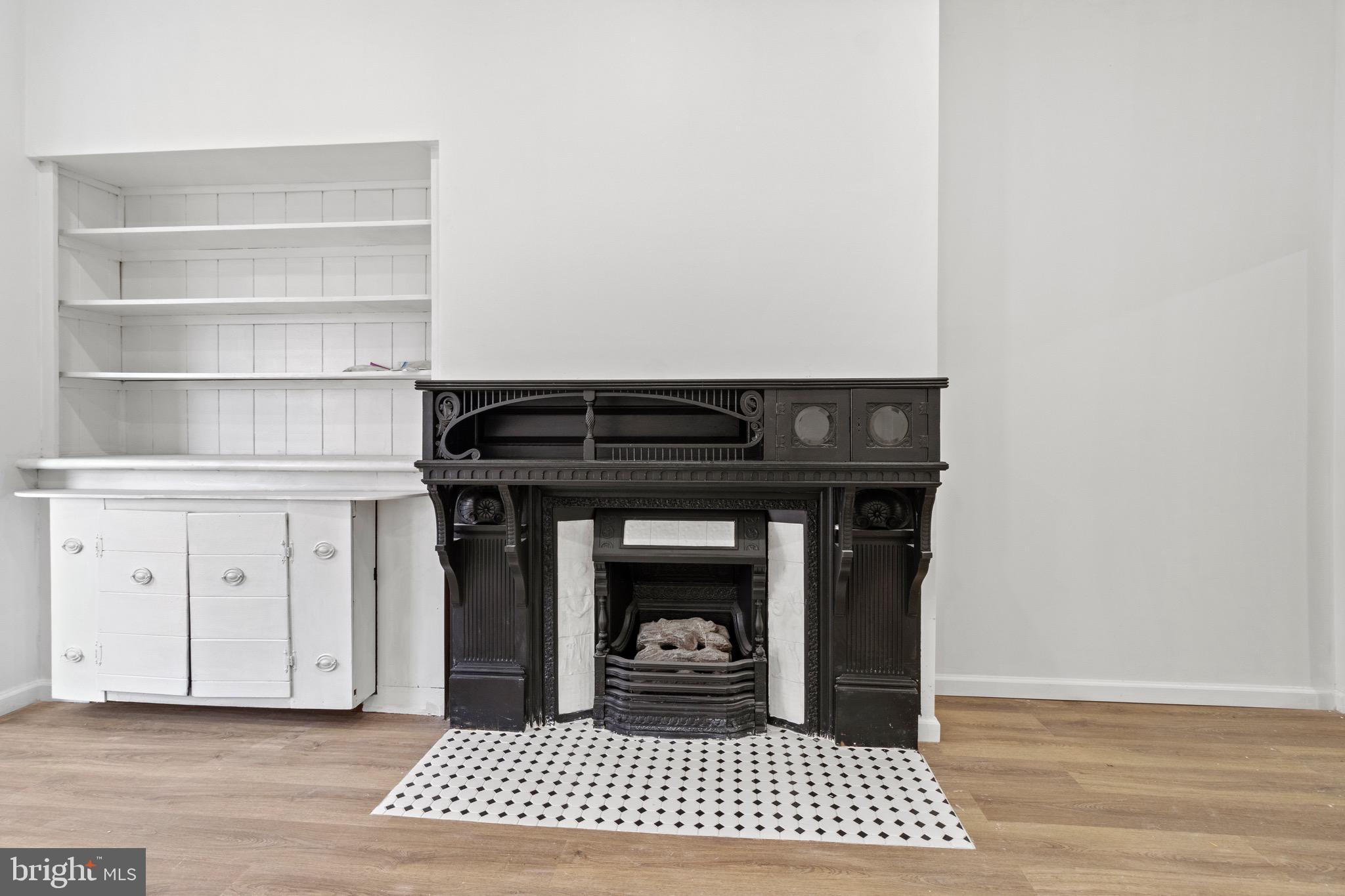 1602 South Broad Street, Unit 2 Philadelphia, PA 19145 - Photo 2 of 15