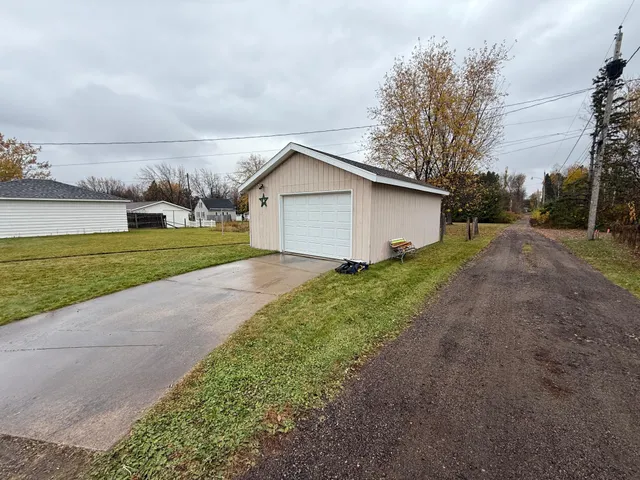 $159,900 | 3725 Mayfair Avenue, Hibbing, MN 55746