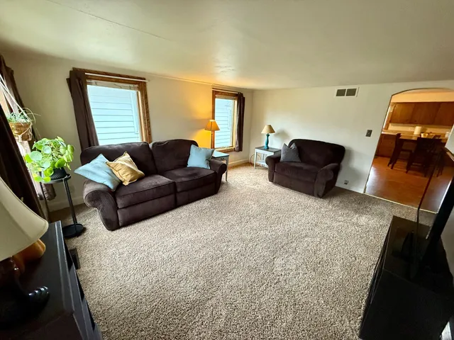 $169,900 | 3725 Mayfair Avenue, Hibbing, MN 55746