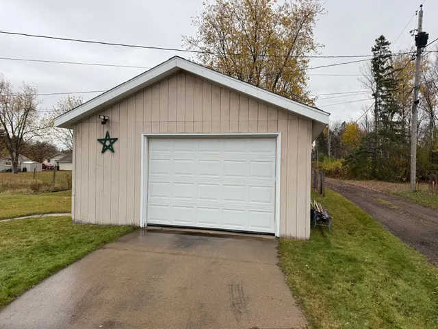 $169,900 | 3725 Mayfair Avenue, Hibbing, MN 55746