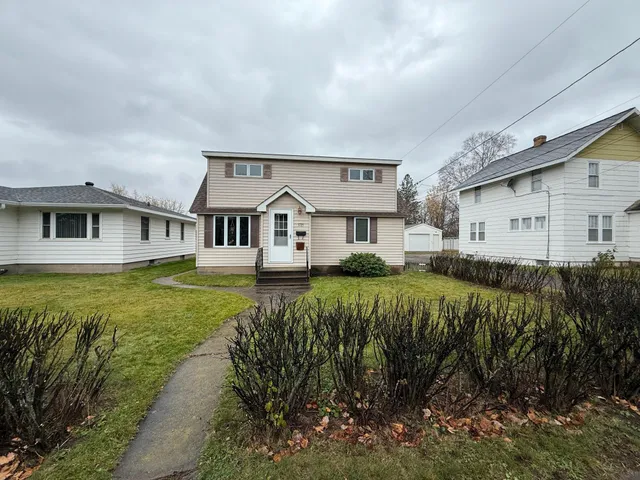 $159,900 | 3725 Mayfair Avenue, Hibbing, MN 55746
