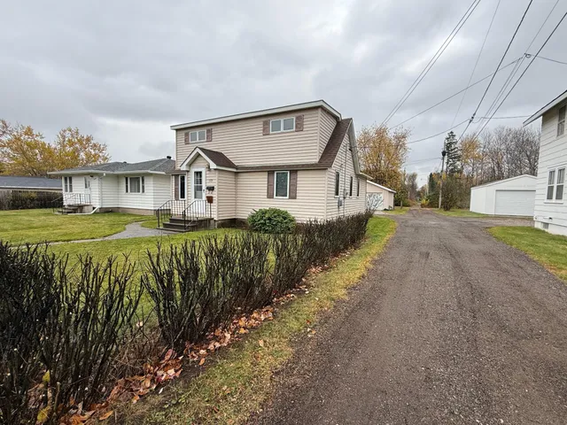 $169,900 | 3725 Mayfair Avenue, Hibbing, MN 55746