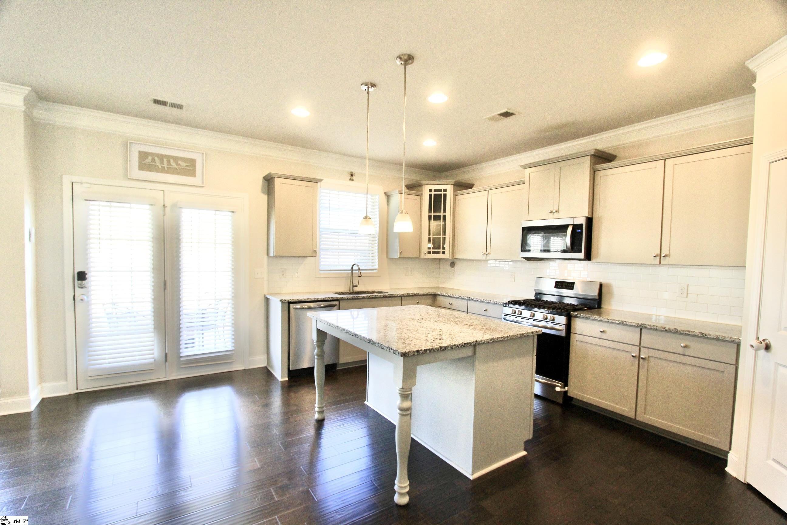 706 Troutdale Lane Simpsonville, SC 29680 - Photo 13 of 50