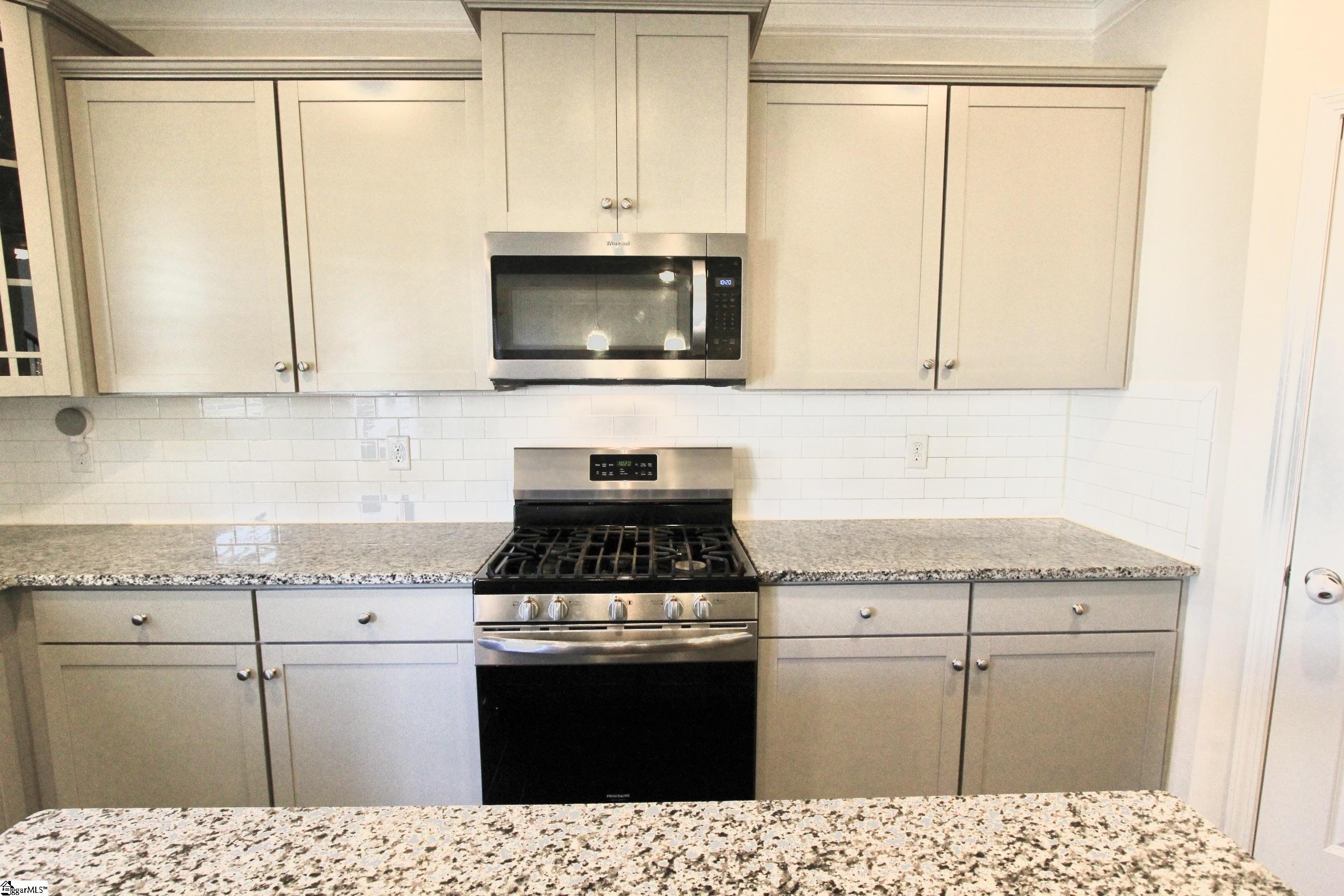 706 Troutdale Lane Simpsonville, SC 29680 - Photo 14 of 50