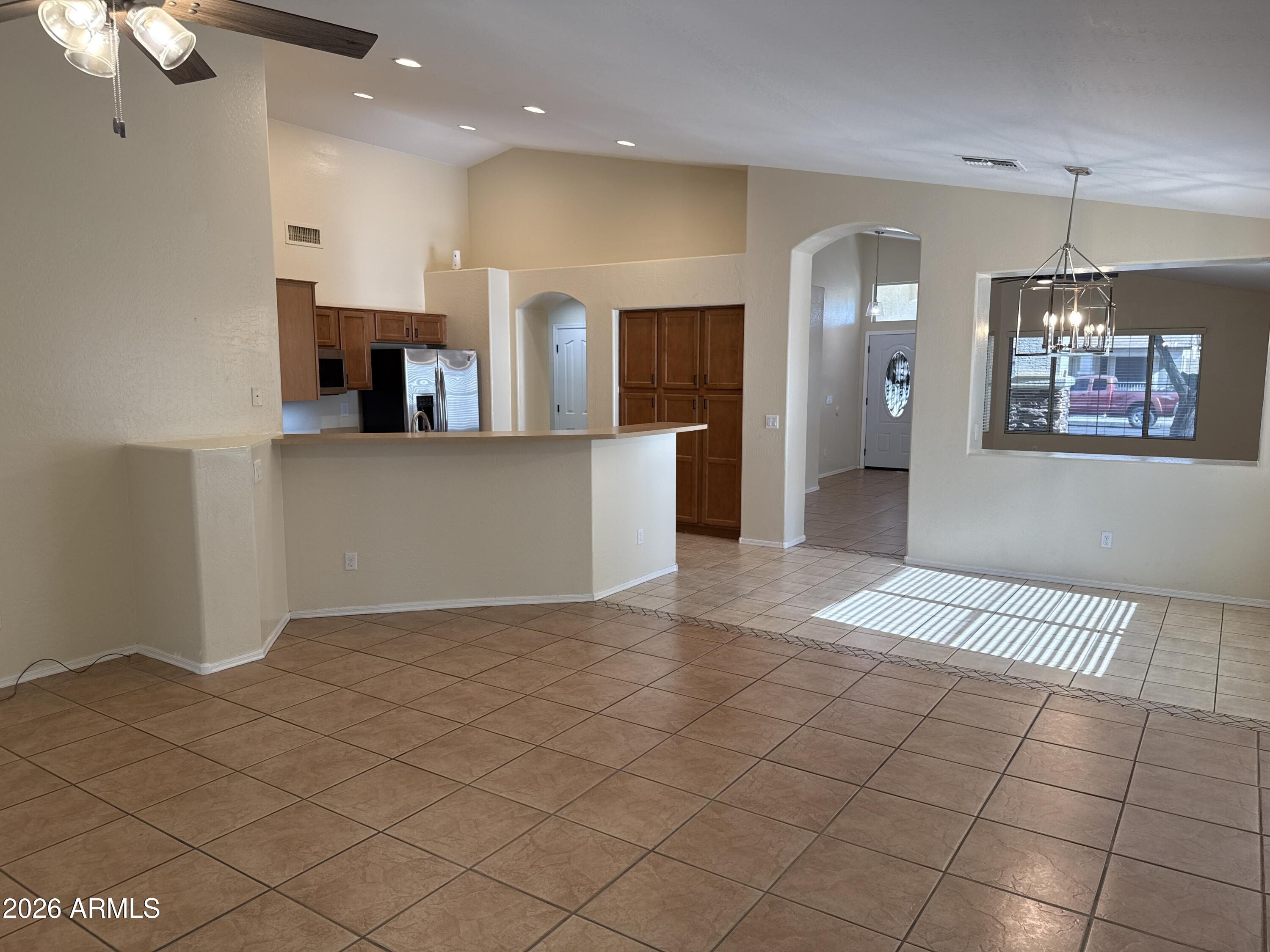 9630 West Reno View Drive Peoria, AZ 85345 - Photo 3 of 21