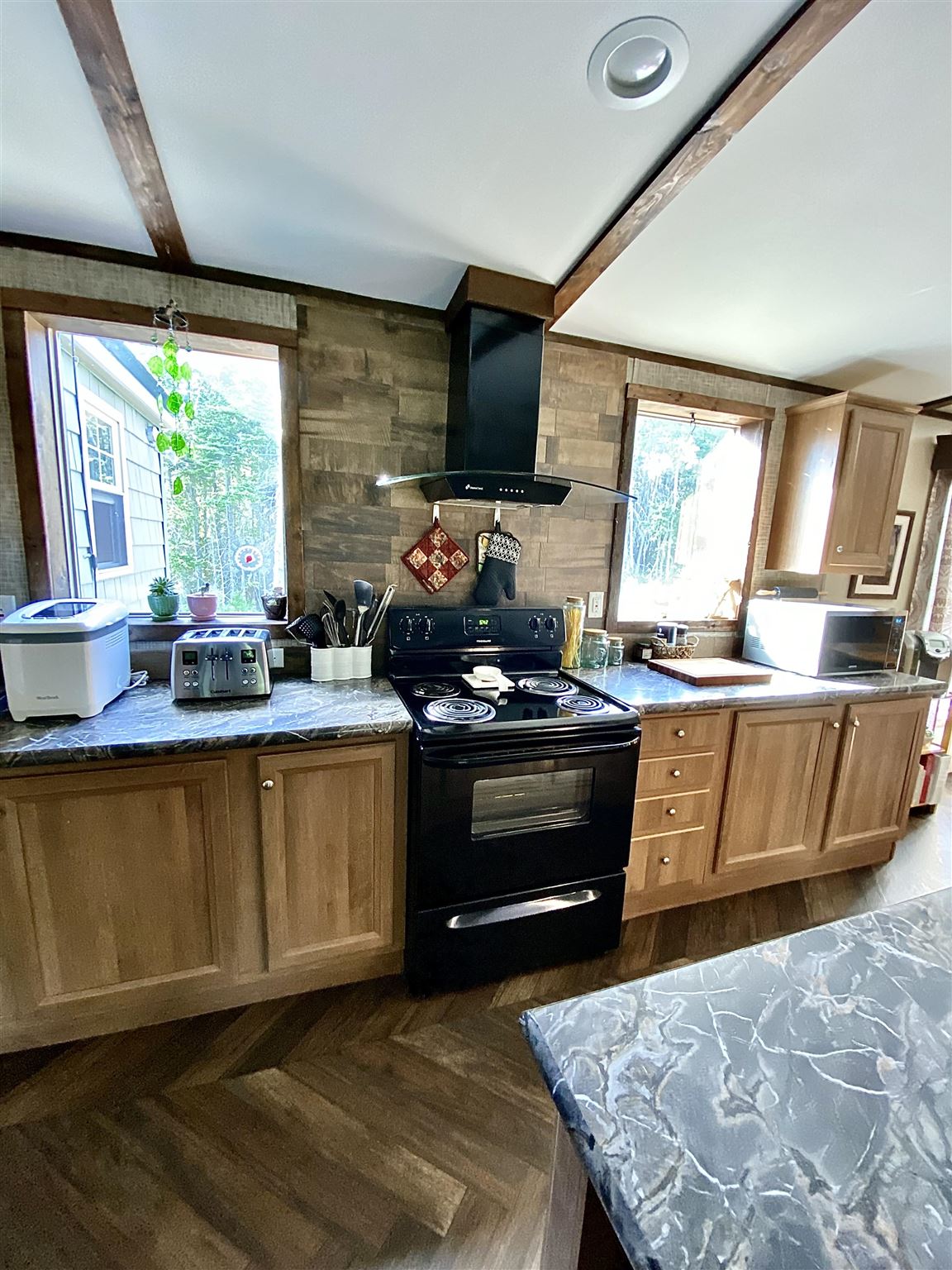 43 Kingfield Road Pittsburg, NH 03592 - Photo 8 of 38 Gallery Image 8