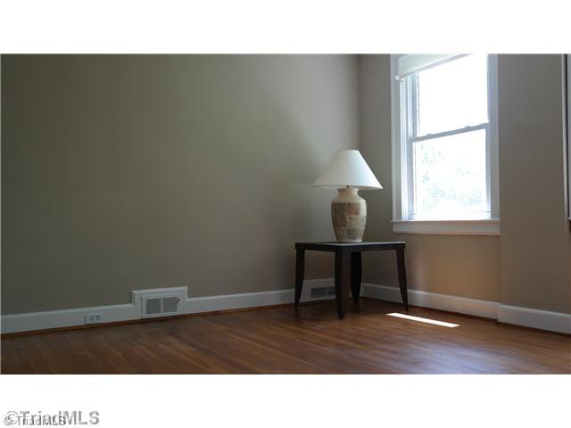 5410 Old Rural Hall Road Winston-Salem, NC 27105 - Photo 11 of 15 3rd Bedroom.