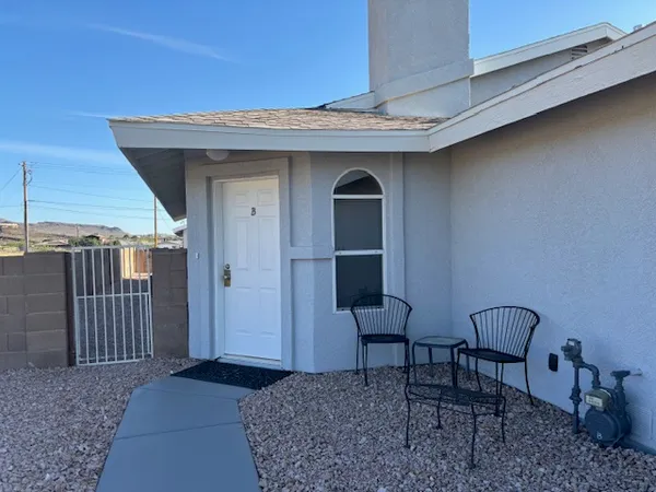 $2,250 | 969 West B W Kenwood Avenue Avenue, Kingman, AZ 86409