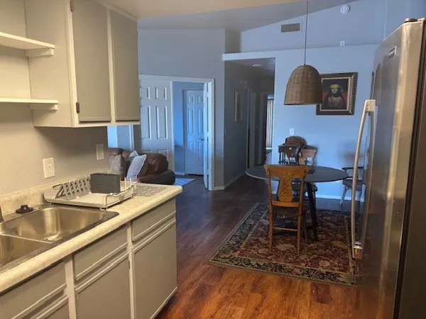 $2,250 | 969 West B W Kenwood Avenue Avenue, Kingman, AZ 86409