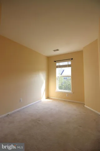 $3,000 | 21475 Welby Terrace, Broadlands, VA 20148