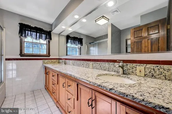 $435,000 | 1424 East Broad Street, Hazleton, PA 18201