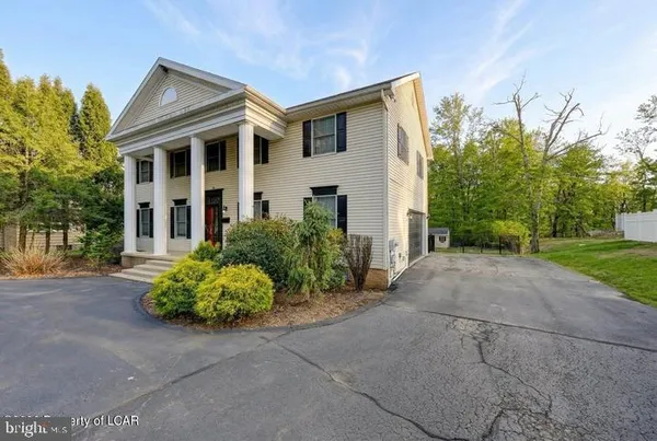 $435,000 | 1424 East Broad Street, Hazleton, PA 18201