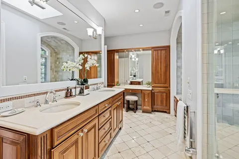 $2,499,999 | 1852 West Wellington Avenue, Chicago, IL 60657