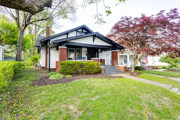 $321,000 | 410 Euclid Avenue, Greenwood, IN 46142