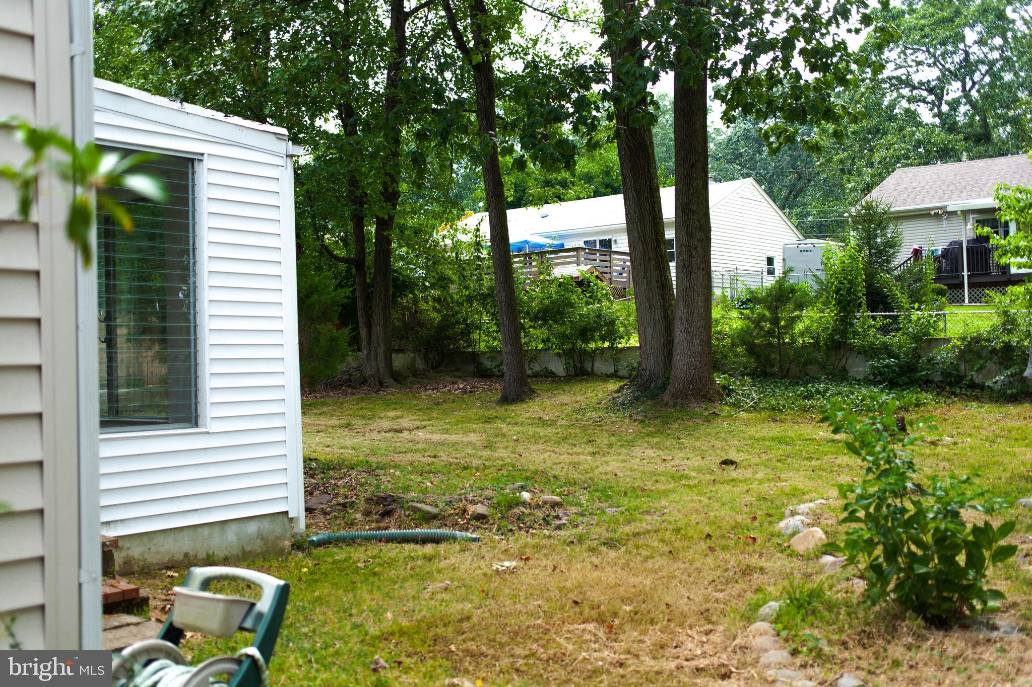 514 Sutherland Road Trenton, NJ 08618 - Photo 7 of 15