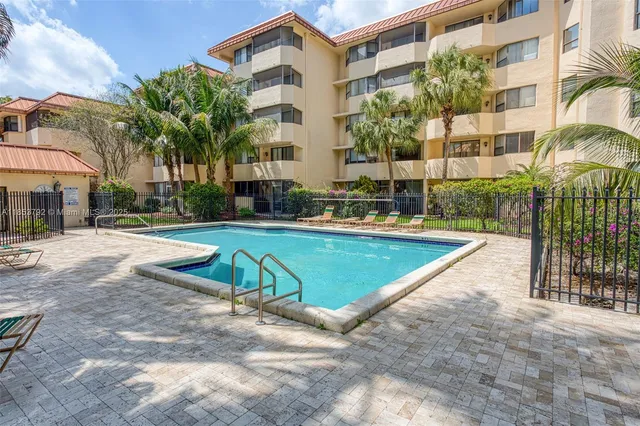 $160,000 | 7401 Northwest 16th Street, Unit 408, Plantation, FL 33313