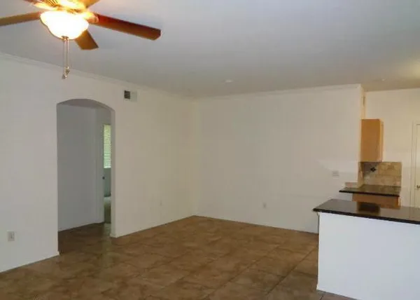 $1,450 | 5401 East Van Buren Street, Unit 1109, Phoenix, AZ 85008