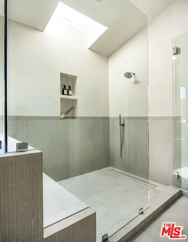 $8,598,000 | 3062 Dannyhill Drive, Los Angeles, CA 90064