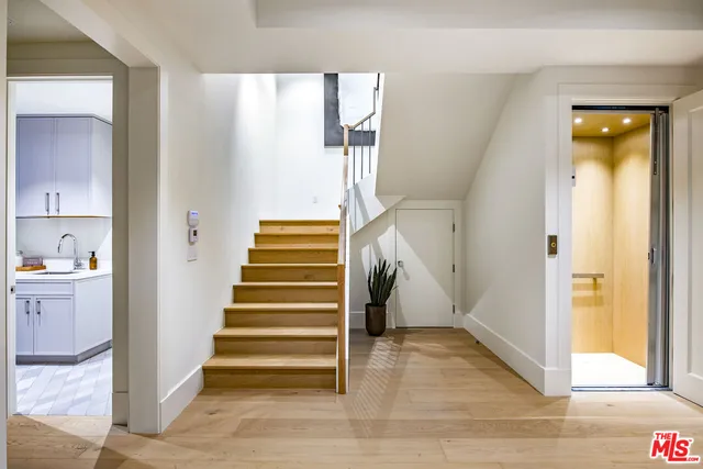 $8,598,000 | 3062 Dannyhill Drive, Los Angeles, CA 90064