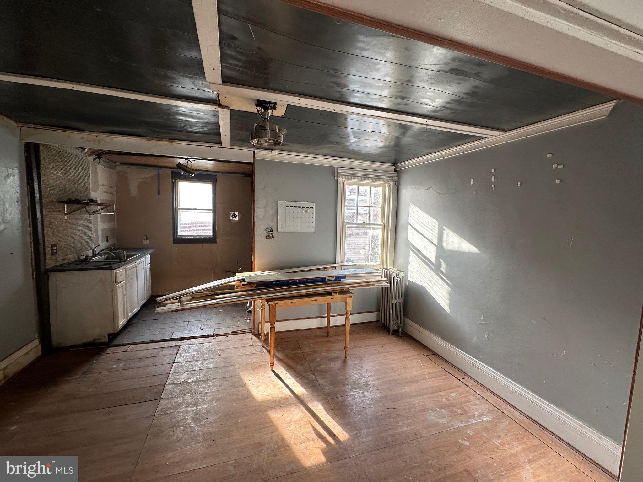 7112 Seaford Road Upper Darby, PA 19082 - Photo 5 of 13 Gallery Image 5