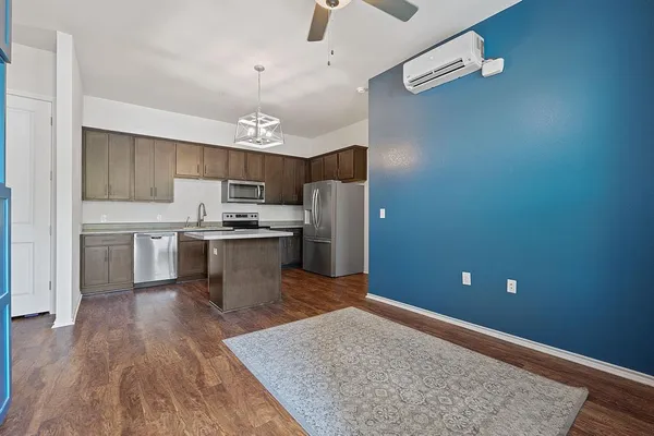 $1,750 | 8601 West Gate Boulevard, Unit 11101, Austin, TX 78745