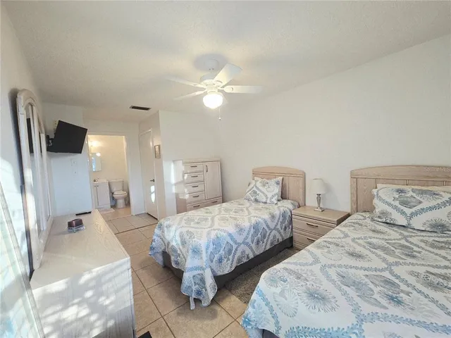 $1,375 | 4345 Tahitian Gardens Circle, Unit J, Holiday, FL 34691