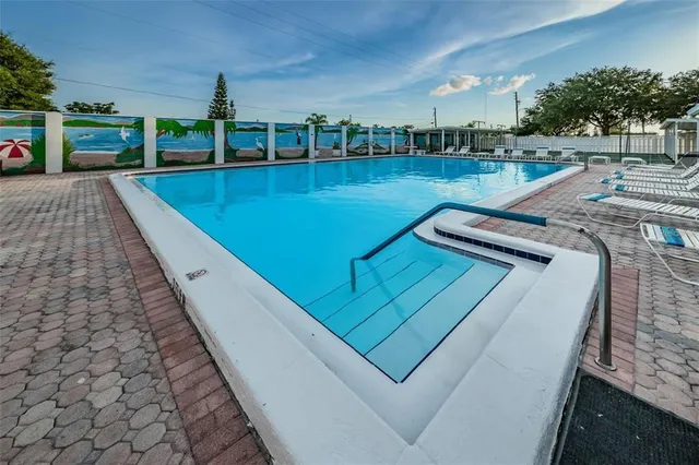 $1,375 | 4345 Tahitian Gardens Circle, Unit J, Holiday, FL 34691