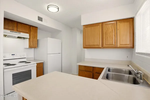 $1,275 | 1680 North Cameron Street, Casa Grande, AZ 85122