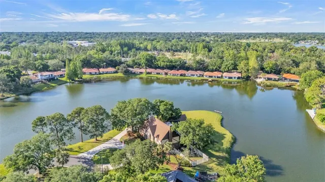 $850,000 | 3906 Canyon Lake Point, Lakeland, FL 33813