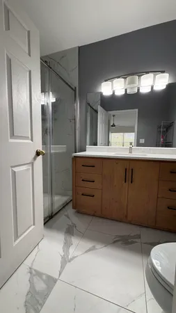 $2,900 | 6422 Park Lake Circle, Boynton Beach, FL 33437