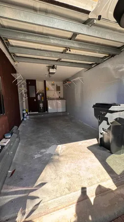 $2,900 | 6422 Park Lake Circle, Boynton Beach, FL 33437