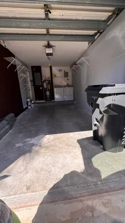 $2,900 | 6422 Park Lake Circle, Boynton Beach, FL 33437