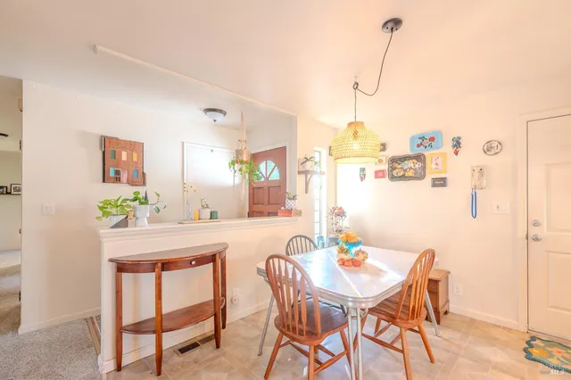 $699,000 | 822 Jack London Drive, Santa Rosa, CA 95409