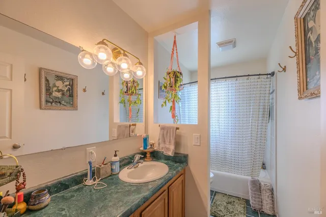 $699,000 | 822 Jack London Drive, Santa Rosa, CA 95409