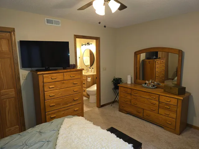 $525,000 | 17135 200 Street, Lake Park, MN 56554