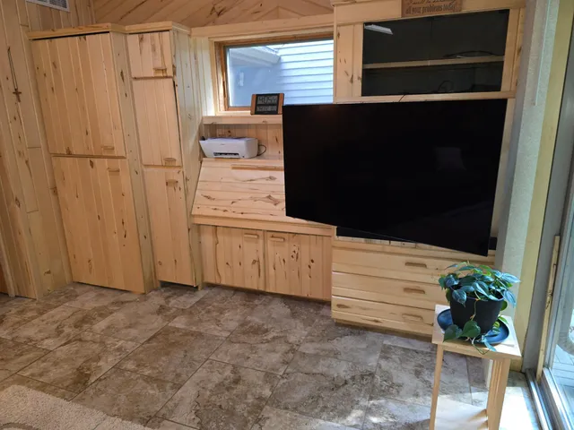 $525,000 | 17135 200 Street, Lake Park, MN 56554