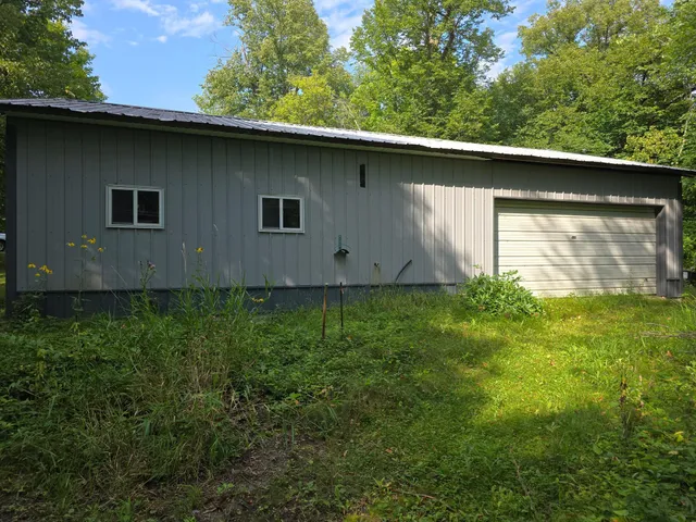 $525,000 | 17135 200 Street, Lake Park, MN 56554