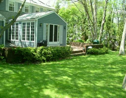 88 Ferry Road Bristol, RI 02809 - Photo 6 of 8 Patio/Deck.