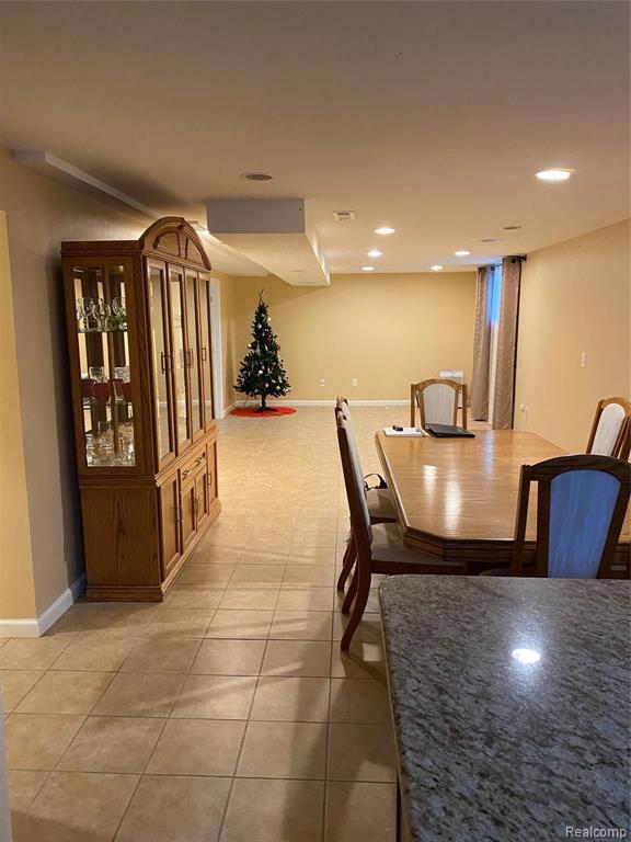 1666 Dancer Drive Rochester, MI 48307 - Photo 4 of 18