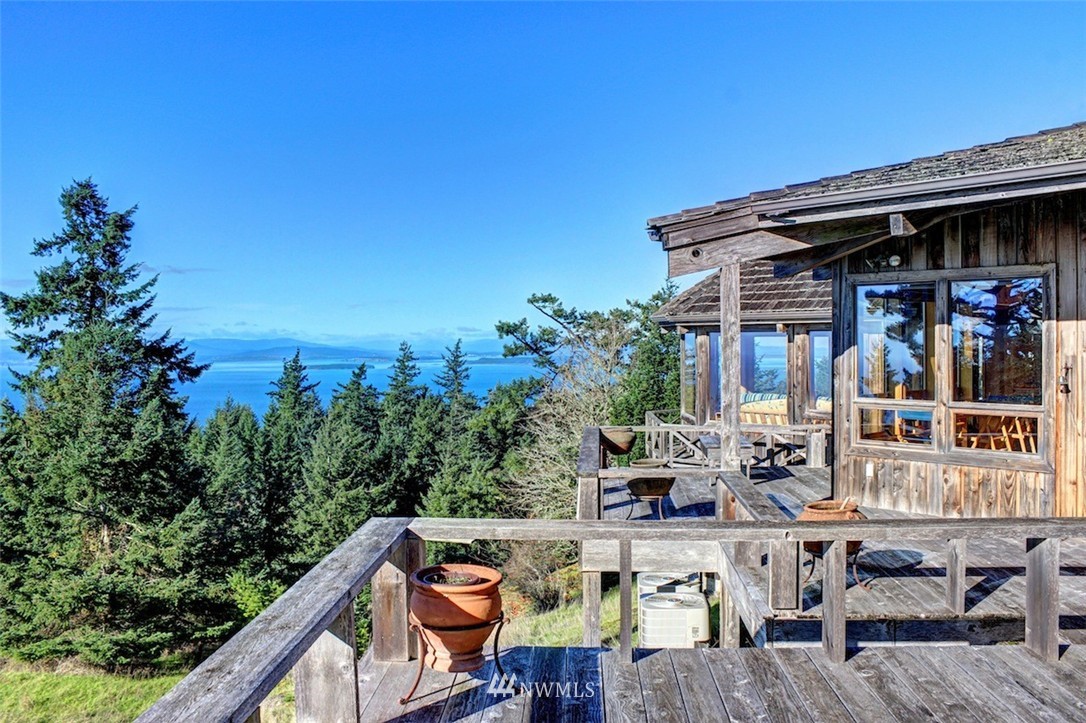 210 Stormridge Road Friday Harbor, WA 98250 - Photo 2 of 15 Gallery Image 2