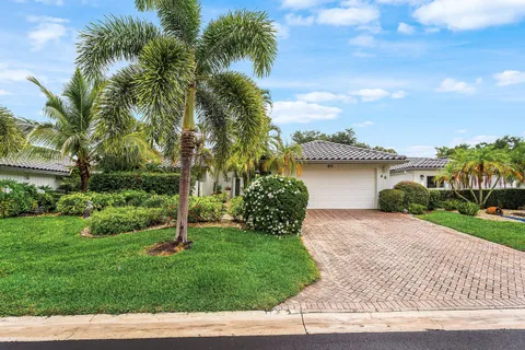 $824,900 | 46 Woods Lane, Boynton Beach, FL 33436