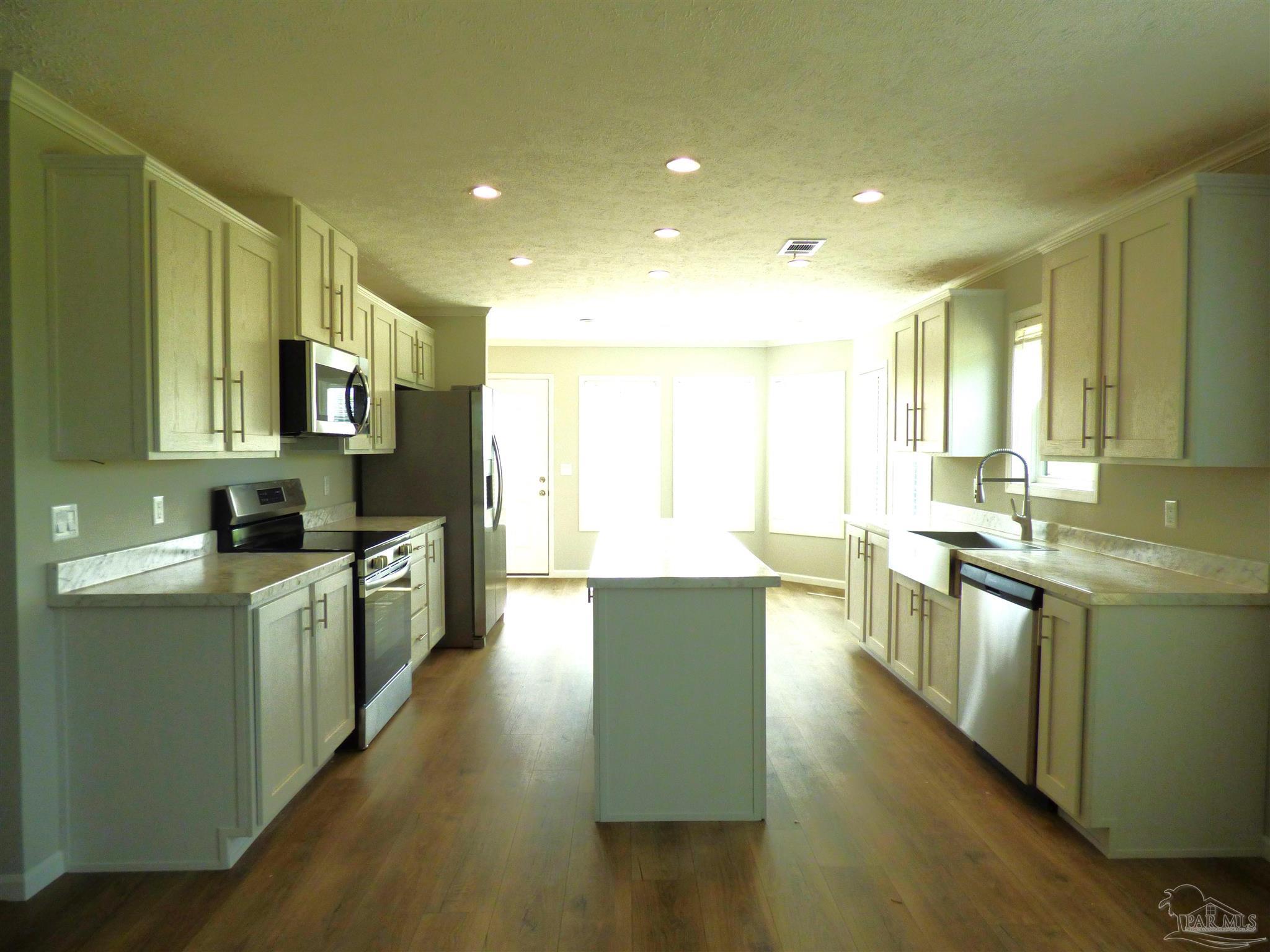 6509 Wiley Ates Road Milton, FL 32570 - Photo 5 of 34 Gallery Image 5