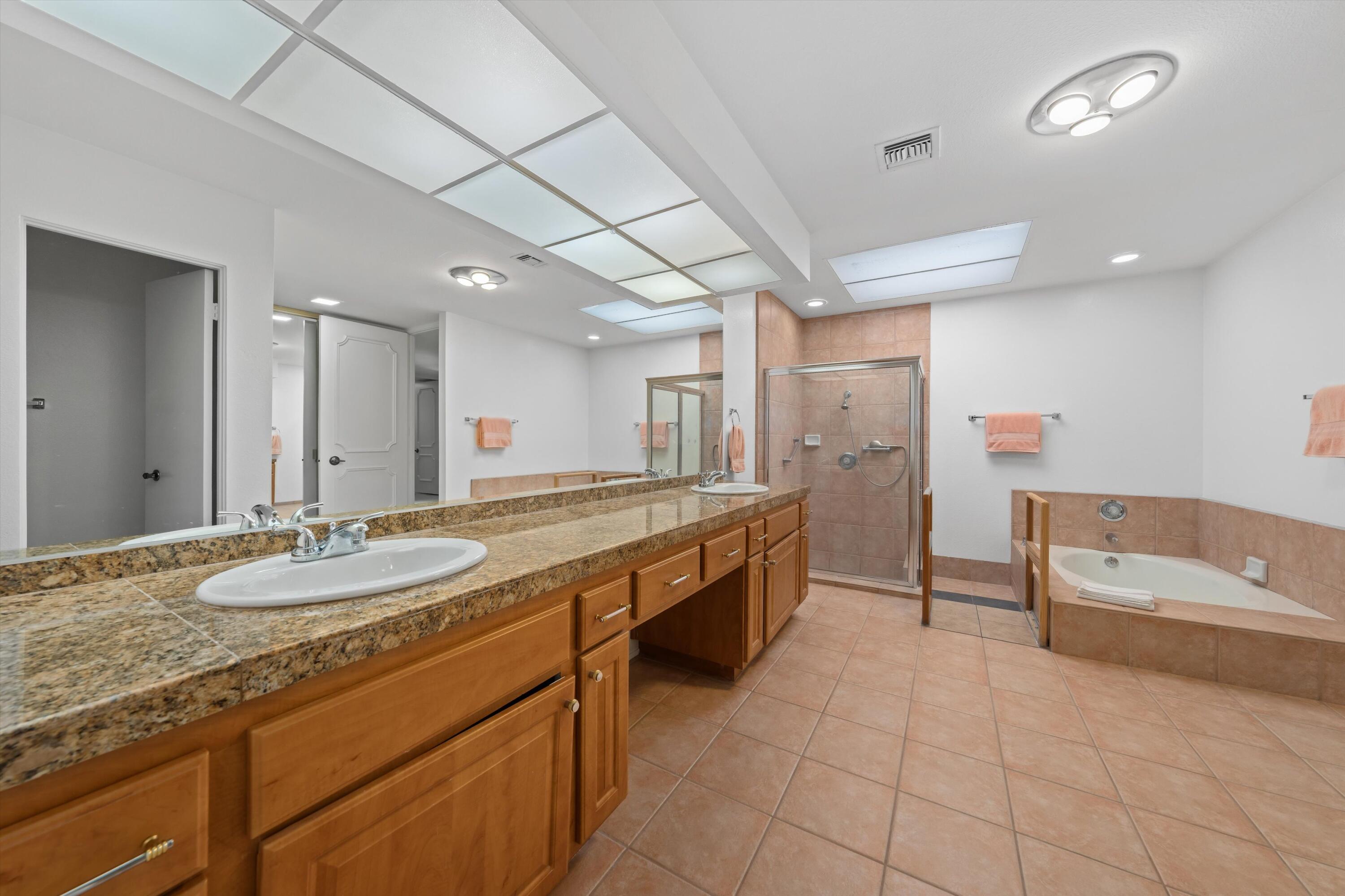 1 Barnard Court Rancho Mirage, CA 92270 - Photo 18 of 32 29-Photo-29