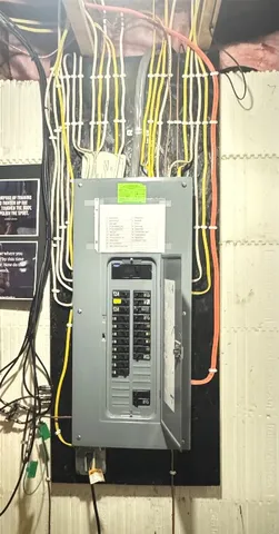 $180,000 | 238 Willow Street, Johnson City, NY 13790