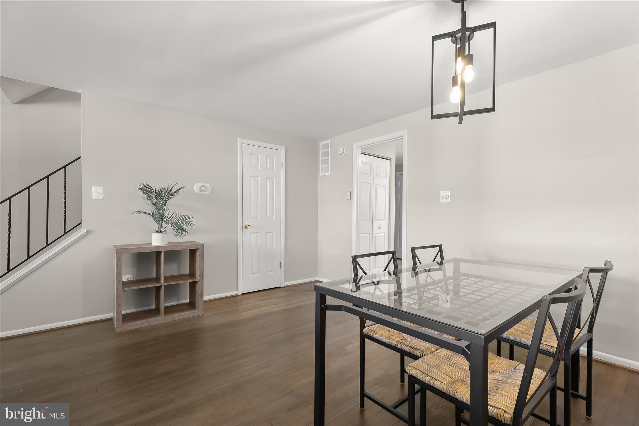 5663 Chelwynd Road Baltimore, MD 21227 - Photo 14 of 44 Dining Room