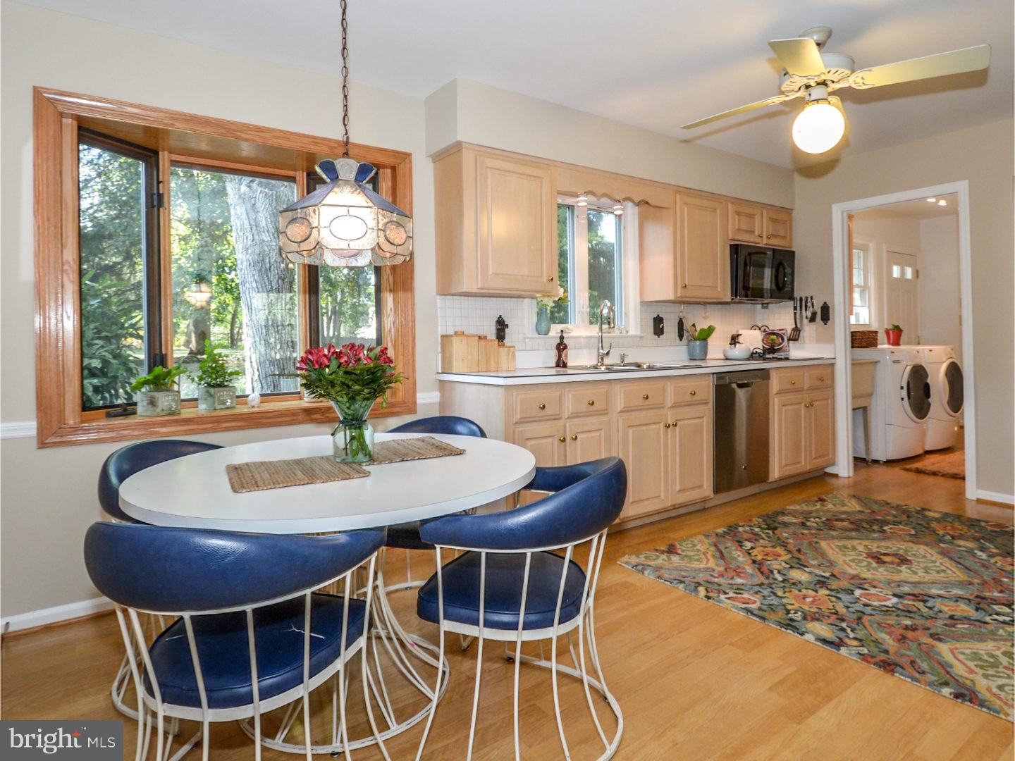 581 Kings Road Yardley, PA 19067 - Photo 10 of 25 Kitchen